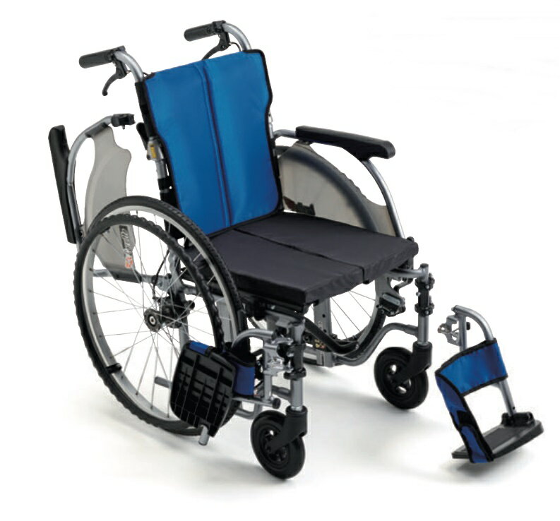 (ミキ) 車椅子 軽量 モジュール CRT-3-CZ カルッタ Carutta 自走式 コンパクト 肘掛跳ね上げ 脚部スイングアウト ノーパンクタイヤ仕様 スリム 折り畳み可能 耐荷重100kg 座幅40/42/44cm(座幅調節可能) MiKi クッション付