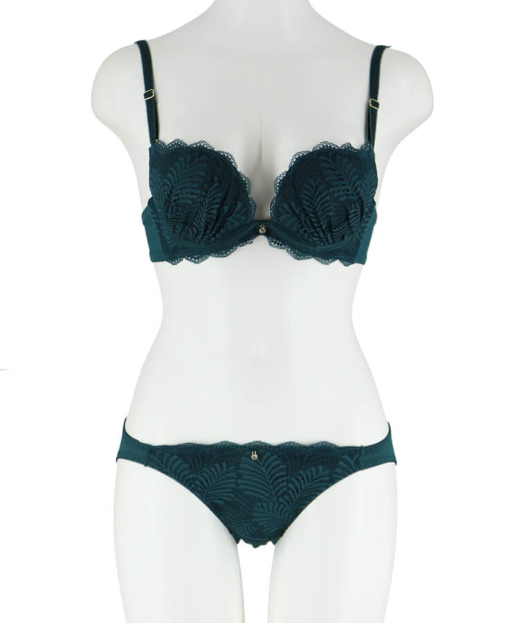 【SALE】【northerly】 【northerly bra フィットシリーズ 谷間メイク】幾何柄レースブラジャー＆ショーツセット B〜Fカップ B65〜F75