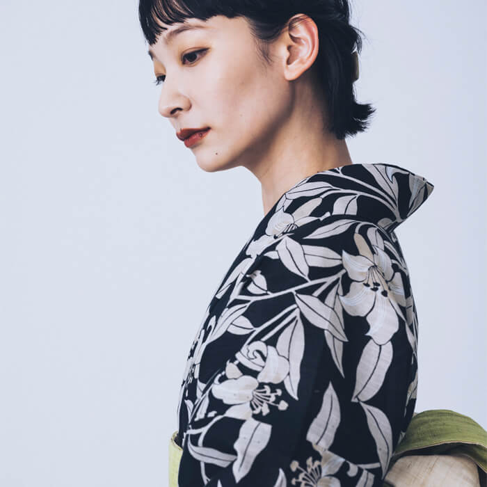 kifkif×古今 浴衣 百合 （蝋色） 仕立て上がり プレタ ゆかた レディース 婦人用 綿 夏 粋 女性用 涼しい 上品 シック 大人 本格派 日本製のサムネイル