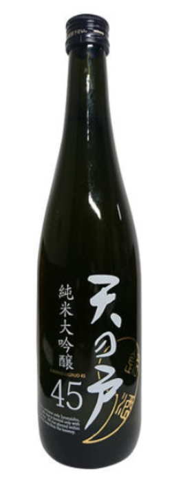 ●天の戸から神様降臨!45%精米の純米大吟醸でこの価格は信じられない!【天の戸とは天照大神の逸話で知られる「天の岩戸」のこと】『新政』『花邑 』『山本』『ゆきの美人』【秋田県 浅舞酒造】天の戸 純米大吟 45(あまのと)16度 720ml