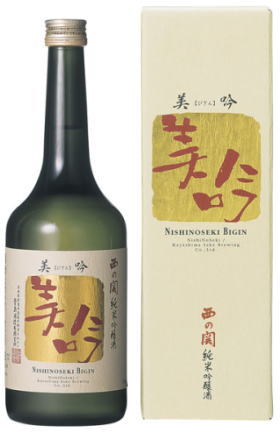 『西の関』といえば、日本酒の西の横綱！ひんやりとした蔵内で、充分に熟成させた純米吟醸酒大分県 西の関　美吟　純米吟醸　（にしのせき　びぎん）16度 720ml