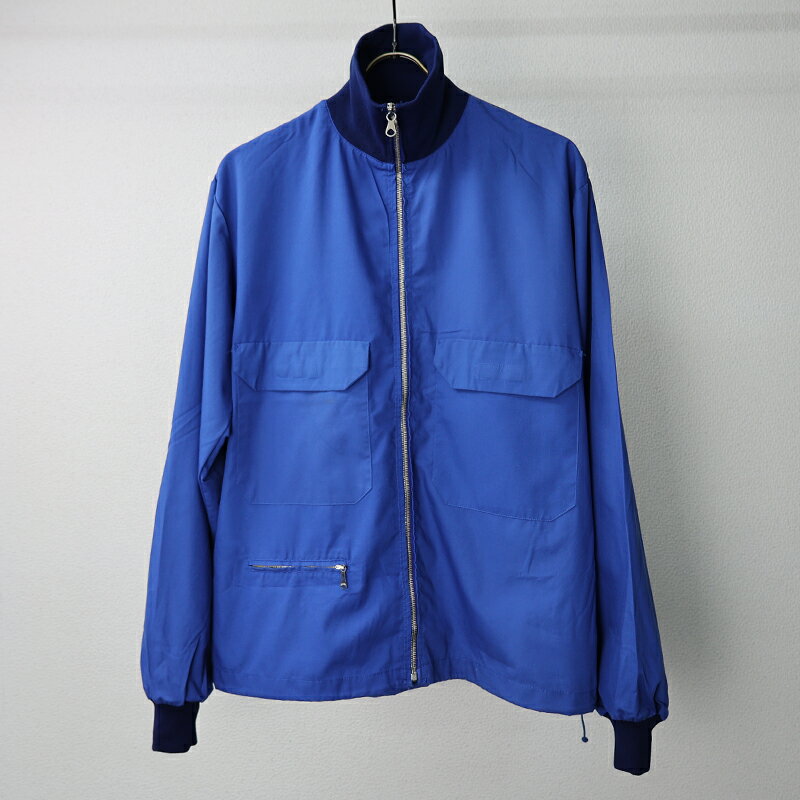 スウェーデン軍. トラックスーツ(ジャケット&パンツ)《実物・USED》　SE スウェーデン 実物 放出品 サープラス ライトウェイト スポーツ 上下 セットアップ ブルゾン 部屋着 ゆったり ブルー　エスアンドグラフ