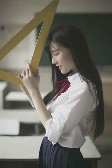 セーラー服　女子高生　スクール制服　学生清純　コスプレ 衣装　上下セット 上衣 スカート春夏秋短袖長袖ハイソックス付属