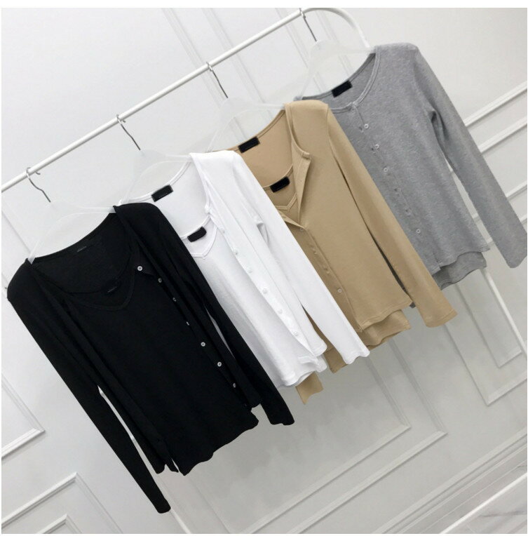 【2点送料無料】胸開き ロンTシャツ　二点セット　長袖+キャミソール タートルネッ...