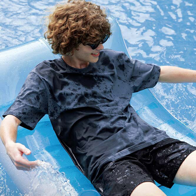 Rakuten - 2024夏新作★メンズ 無地 半袖Tシャツ 男女兼用 冷感 紫外線防止 速乾性 ストリート系 トップス