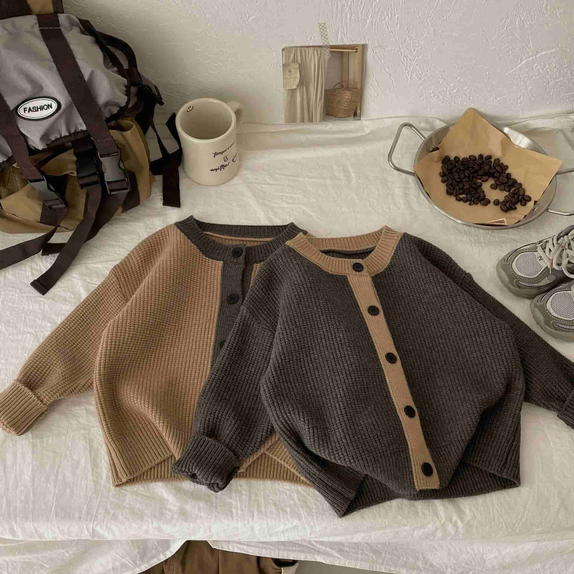 韓国子供服 こども服 女の子 ベビー カーディガン ベージュ グレー キッズ 秋服 キッズ アウター ニート 防寒 長袖 春秋 ニート ボタン 可愛い ジュニア 子ども セーター かわいい 無地 ジュニア 子ども 子供服 幼稚園 小学生 通園 可愛いあったか 入学式 卒園式 通学