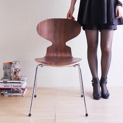 【完成品・組み立て済み】【デザイナー：アルネ・ヤコブセン】商品名：ANT CHAIR（アントチェア）プレミアム【リプロダクト・ジェネリック・復刻版】【北欧】【ダイニングチェア】【セブンチェア】【木製】【黒脚】【楽天】【通販】