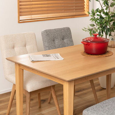 Rakuten - 商品名 ダイニング テーブル（135×80cm）【ダイニングテーブル】 【テーブル】 【食卓机】 【北欧】 【おしゃれ】 【シンプル】 【ナチュラル】【SMTK】 【木製】 【天然木】 【省スペース】 【331】【かわいい】 【幅135cm】 【高さ72cm】 【4人掛け】