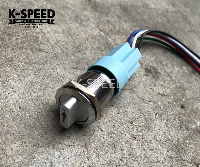 【予約販売商品】K-SPEED イタリアンスタイル オンオフスイッチ Model A1 バイク カスタムパーツ 汎用 電装系 スイッチ タイ発の人気ブランドK-SPEEDのバイクカスタムパーツ！イタリアンスタイルが魅力の汎用オンオフスイッチModel A1、予約販売で12〜14日でお届けします。 K-SPEED 正規販売店Official K-SPEED Dealer商品情報【商品説明】タイ発の人気ブランドK-SPEEDが手掛ける、スタイリッシュなイタリアンスタイルを採用した汎用オンオフスイッチです。シンプルで洗練されたデザインは、幅広いバイクのカスタムシーンにマッチし、ハンドル周りをすっきりと引き立てます。高品質なバイクカスタムパーツとして、電装系のアップグレードに最適なアイテムです。【カラー】商品画像参照【適合】汎用（ハンドル径に適合する各種バイク）【特徴】・クラシカルで洗練されたイタリアンデザインを採用・電装系のカスタマイズに最適なオンオフ切り替えスイッチ・汎用設計のため幅広い車種に取り付け可能・バイクのハンドル周りの雰囲気を一変させるカスタムパーツ・K-SPEEDならではのこだわりが詰まった高い質感【メーカー】K-SPEED（Kスピード）タイ発の人気バイクカスタムパーツブランド。GB350・Rebel・Monkey125など人気車種のカスタムパーツを豊富に展開。【ご注意】・予約販売のためご注文後12〜14日でのお届けとなります・海外製品のため商品・箱に多少の傷・凹みがある場合があります・取り付けは自己責任でお願いします※販売元の都合により、ご注文後にキャンセルとなる場合がございます。 5