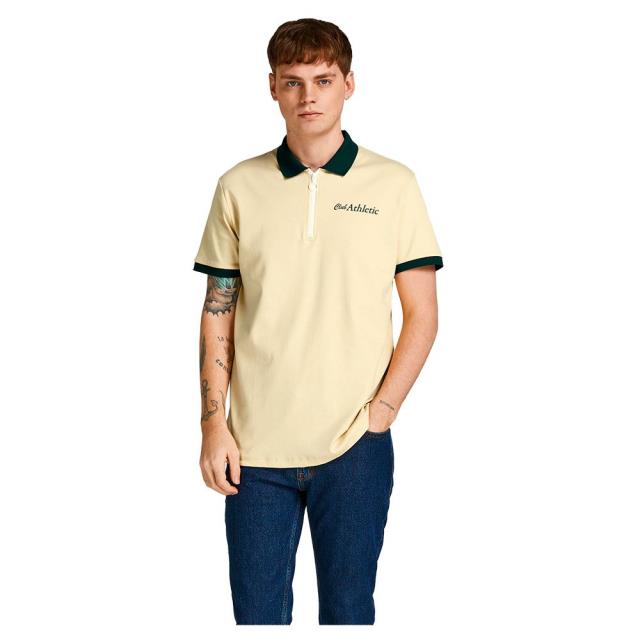 Jack & jones ジャックアンドジョーンズ ファッション ポロシャツ 半袖ポロ Club TC122 LN カラー:Sunlight■ご注文の際は、必ずご確認ください。※こちらの商品は海外からのお取り寄せ商品となりますので、ご入金確認後、商品お届けまで3から5週間程度お時間を頂いております。※高額商品(3万円以上)は、代引きでの発送をお受けできません。※ご注文後にお客様へ「注文確認のメール」をお送りいたします。それ以降のキャンセル、サイズ交換、返品はできませんので、あらかじめご了承願います。また、ご注文をいただいてからの発注となる為、メーカー在庫切れ等により商品がご用意できない場合がございます。その際には早急にキャンセル、ご返金いたします。※海外輸入の為、遅延が発生する場合や出荷段階での付属品の箱つぶれ、細かい傷や汚れ等が発生する場合がございます。※商品ページのサイズ表は海外サイズを日本サイズに換算した一般的なサイズとなりメーカー・商品によってはサイズが異なる場合もございます。サイズ表は参考としてご活用ください。Jack & jones ジャックアンドジョーンズ ファッション ポロシャツ 半袖ポロ Club TC122 LN カラー:Sunlight