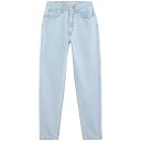 Levi s (R) ファッション パンツ ジーンズ 80S Mom カラー:Indigo Stonewash■ご注文の際は、必ずご確認ください。※こちらの商品は海外からのお取り寄せ商品となりますので、ご入金確認後、商品お届けまで3から5週間程度お時間を頂いております。※高額商品(3万円以上)は、代引きでの発送をお受けできません。※ご注文後にお客様へ「注文確認のメール」をお送りいたします。それ以降のキャンセル、サイズ交換、返品はできませんので、あらかじめご了承願います。また、ご注文をいただいてからの発注となる為、メーカー在庫切れ等により商品がご用意できない場合がございます。その際には早急にキャンセル、ご返金いたします。※海外輸入の為、遅延が発生する場合や出荷段階での付属品の箱つぶれ、細かい傷や汚れ等が発生する場合がございます。※商品ページのサイズ表は海外サイズを日本サイズに換算した一般的なサイズとなりメーカー・商品によってはサイズが異なる場合もございます。サイズ表は参考としてご活用ください。Levi s (R) ファッション パンツ ジーンズ 80S Mom カラー:Indigo Stonewash