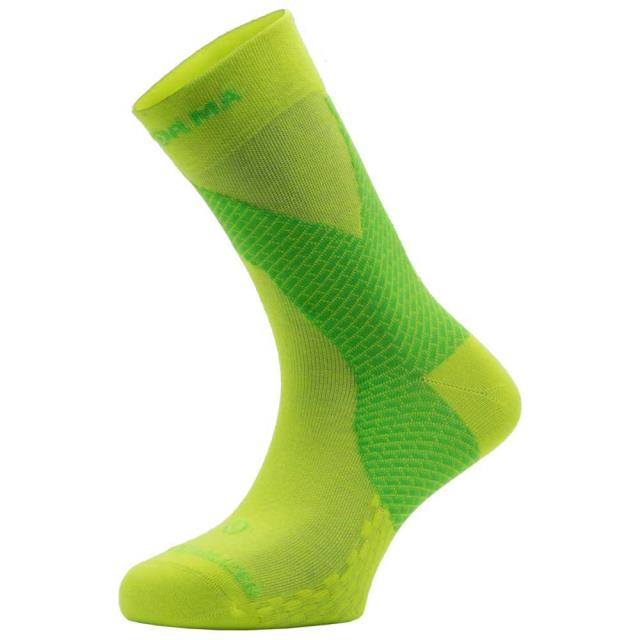 Enforma socks インフォーマ ファッション 靴下 靴下 Ankle Stabilizer カラー:Yellow■ご注文の際は、必ずご確認ください。※こちらの商品は海外からのお取り寄せ商品となりますので、ご入金確認後、商品お届けまで3から5週間程度お時間を頂いております。※高額商品(3万円以上)は、代引きでの発送をお受けできません。※ご注文後にお客様へ「注文確認のメール」をお送りいたします。それ以降のキャンセル、サイズ交換、返品はできませんので、あらかじめご了承願います。また、ご注文をいただいてからの発注となる為、メーカー在庫切れ等により商品がご用意できない場合がございます。その際には早急にキャンセル、ご返金いたします。※海外輸入の為、遅延が発生する場合や出荷段階での付属品の箱つぶれ、細かい傷や汚れ等が発生する場合がございます。※商品ページのサイズ表は海外サイズを日本サイズに換算した一般的なサイズとなりメーカー・商品によってはサイズが異なる場合もございます。サイズ表は参考としてご活用ください。Enforma socks インフォーマ ファッション 靴下 靴下 Ankle Stabilizer カラー:Yellow