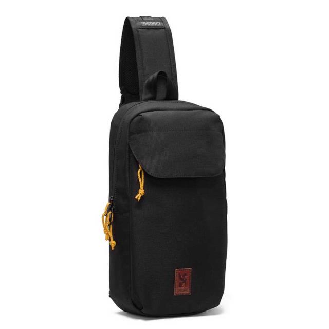 Chrome バッグ バックパック バックパック Ruckas Sling 8L カラー:Black■ご注文の際は、必ずご確認ください。※こちらの商品は海外からのお取り寄せ商品となりますので、ご入金確認後、商品お届けまで3から5週間程度お時間を頂いております。※高額商品(3万円以上)は、代引きでの発送をお受けできません。※ご注文後にお客様へ「注文確認のメール」をお送りいたします。それ以降のキャンセル、サイズ交換、返品はできませんので、あらかじめご了承願います。また、ご注文をいただいてからの発注となる為、メーカー在庫切れ等により商品がご用意できない場合がございます。その際には早急にキャンセル、ご返金いたします。※海外輸入の為、遅延が発生する場合や出荷段階での付属品の箱つぶれ、細かい傷や汚れ等が発生する場合がございます。※商品ページのサイズ表は海外サイズを日本サイズに換算した一般的なサイズとなりメーカー・商品によってはサイズが異なる場合もございます。サイズ表は参考としてご活用ください。Chrome バッグ バックパック バックパック Ruckas Sling 8L カラー:Black