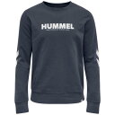 Hummel ヒュンメル ファッション パーカー トレーナー Legacy カラー:Blue Nights■ご注文の際は、必ずご確認ください。※こちらの商品は海外からのお取り寄せ商品となりますので、ご入金確認後、商品お届けまで3から5週間程度お時間を頂いております。※高額商品(3万円以上)は、代引きでの発送をお受けできません。※ご注文後にお客様へ「注文確認のメール」をお送りいたします。それ以降のキャンセル、サイズ交換、返品はできませんので、あらかじめご了承願います。また、ご注文をいただいてからの発注となる為、メーカー在庫切れ等により商品がご用意できない場合がございます。その際には早急にキャンセル、ご返金いたします。※海外輸入の為、遅延が発生する場合や出荷段階での付属品の箱つぶれ、細かい傷や汚れ等が発生する場合がございます。※商品ページのサイズ表は海外サイズを日本サイズに換算した一般的なサイズとなりメーカー・商品によってはサイズが異なる場合もございます。サイズ表は参考としてご活用ください。Hummel ヒュンメル ファッション パーカー トレーナー Legacy カラー:Blue Nights