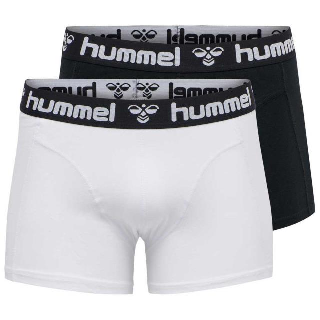 Hummel ヒュンメル ファッション室内下着 アンダーウェア トランク Mars 2 単位 カラー:Black/White■ご注文の際は、必ずご確認ください。※こちらの商品は海外からのお取り寄せ商品となりますので、ご入金確認後、商品お届けまで3から5週間程度お時間を頂いております。※高額商品(3万円以上)は、代引きでの発送をお受けできません。※ご注文後にお客様へ「注文確認のメール」をお送りいたします。それ以降のキャンセル、サイズ交換、返品はできませんので、あらかじめご了承願います。また、ご注文をいただいてからの発注となる為、メーカー在庫切れ等により商品がご用意できない場合がございます。その際には早急にキャンセル、ご返金いたします。※海外輸入の為、遅延が発生する場合や出荷段階での付属品の箱つぶれ、細かい傷や汚れ等が発生する場合がございます。※商品ページのサイズ表は海外サイズを日本サイズに換算した一般的なサイズとなりメーカー・商品によってはサイズが異なる場合もございます。サイズ表は参考としてご活用ください。Hummel ヒュンメル ファッション室内下着 アンダーウェア トランク Mars 2 単位 カラー:Black/White