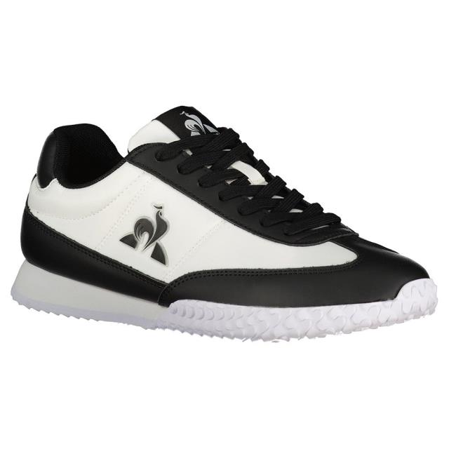 Le coq sportif ル コック スポルティフ スポーツシューズ スポーツシューズ トレーナー Veloce I カラー:Optical White / Black■ご注文の際は、必ずご確認ください。※こちらの商品は海外からのお取り寄せ商品となりますので、ご入金確認後、商品お届けまで3から5週間程度お時間を頂いております。※高額商品(3万円以上)は、代引きでの発送をお受けできません。※ご注文後にお客様へ「注文確認のメール」をお送りいたします。それ以降のキャンセル、サイズ交換、返品はできませんので、あらかじめご了承願います。また、ご注文をいただいてからの発注となる為、メーカー在庫切れ等により商品がご用意できない場合がございます。その際には早急にキャンセル、ご返金いたします。※海外輸入の為、遅延が発生する場合や出荷段階での付属品の箱つぶれ、細かい傷や汚れ等が発生する場合がございます。※商品ページのサイズ表は海外サイズを日本サイズに換算した一般的なサイズとなりメーカー・商品によってはサイズが異なる場合もございます。サイズ表は参考としてご活用ください。Le coq sportif ル コック スポルティフ スポーツシューズ スポーツシューズ トレーナー Veloce I カラー:Optical White / Black