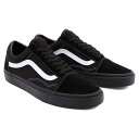 Vans バンズ スポーツシューズ スポーツシューズ トレーナー Old Skool カラー:Suede / Canvas Black / Black / True White■ご注文の際は、必ずご確認ください。※こちらの商品は海外からのお取り寄せ商品となりますので、ご入金確認後、商品お届けまで3から5週間程度お時間を頂いております。※高額商品(3万円以上)は、代引きでの発送をお受けできません。※ご注文後にお客様へ「注文確認のメール」をお送りいたします。それ以降のキャンセル、サイズ交換、返品はできませんので、あらかじめご了承願います。また、ご注文をいただいてからの発注となる為、メーカー在庫切れ等により商品がご用意できない場合がございます。その際には早急にキャンセル、ご返金いたします。※海外輸入の為、遅延が発生する場合や出荷段階での付属品の箱つぶれ、細かい傷や汚れ等が発生する場合がございます。※商品ページのサイズ表は海外サイズを日本サイズに換算した一般的なサイズとなりメーカー・商品によってはサイズが異なる場合もございます。サイズ表は参考としてご活用ください。Vans バンズ スポーツシューズ スポーツシューズ トレーナー Old Skool カラー:Suede / Canvas Black / Black / True White