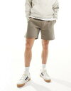 GC\X ASOS DESIGN heavyweight oversized shorts in brown Y