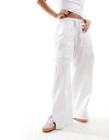 Cotton:On ファッション パンツ Cotton On relaxed summer cargo pants in white linen カラー:WHITE■ご注文の際は、必ずご確認ください。※こちらの商品は海外からのお取り寄せ商品となりますので、ご入金確認後、商品お届けまで3から5週間程度お時間を頂いております。※高額商品(3万円以上)は、代引きでの発送をお受けできません。※ご注文後にお客様へ「注文確認のメール」をお送りいたします。それ以降のキャンセル、サイズ交換、返品はできませんので、あらかじめご了承願います。また、ご注文をいただいてからの発注となる為、メーカー在庫切れ等により商品がご用意できない場合がございます。その際には早急にキャンセル、ご返金いたします。※海外輸入の為、遅延が発生する場合や出荷段階での付属品の箱つぶれ、細かい傷や汚れ等が発生する場合がございます。※商品ページのサイズ表は海外サイズを日本サイズに換算した一般的なサイズとなりメーカー・商品によってはサイズが異なる場合もございます。サイズ表は参考としてご活用ください。Cotton:On ファッション パンツ Cotton On relaxed summer cargo pants in white linen カラー:WHITE