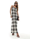 インザスタイル In The Style crochet cami maxi dress in black and white patchwork レディース