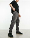 リプライ フォト Replay tapered jeans in black メンズ