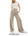 GC\X ASOS DESIGN Hourglass wide leg dad trouser in taupe pinstripe fB[X