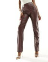 エイソス ASOS DESIGN leather look straight leg trousers in brown レディース