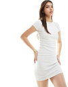 bN New Look crew neck mini dress fB[X