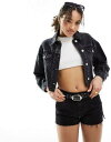 bN New Look cropped denim jacket in black fB[X