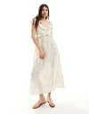 Vero Moda ヴェロモーダ ファッション ドレス Vero Moda frill maxi dress with v neckline in delicate floral カラー:FLORAL■ご注文の際は、必ずご確認ください。※こちらの商品は海外からのお取り寄せ商品となりますので、ご入金確認後、商品お届けまで3から5週間程度お時間を頂いております。※高額商品(3万円以上)は、代引きでの発送をお受けできません。※ご注文後にお客様へ「注文確認のメール」をお送りいたします。それ以降のキャンセル、サイズ交換、返品はできませんので、あらかじめご了承願います。また、ご注文をいただいてからの発注となる為、メーカー在庫切れ等により商品がご用意できない場合がございます。その際には早急にキャンセル、ご返金いたします。※海外輸入の為、遅延が発生する場合や出荷段階での付属品の箱つぶれ、細かい傷や汚れ等が発生する場合がございます。※商品ページのサイズ表は海外サイズを日本サイズに換算した一般的なサイズとなりメーカー・商品によってはサイズが異なる場合もございます。サイズ表は参考としてご活用ください。Vero Moda ヴェロモーダ ファッション ドレス Vero Moda frill maxi dress with v neckline in delicate floral カラー:FLORAL