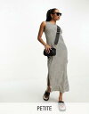 Vero Moda Petite F[_ Vero Moda Aware Petite sleeveless maxi dress in mono stripe fB[X