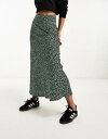 Wednesday 039 s Girl spot print midaxi skirt in green レディース