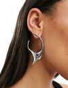 EC[NfC Weekday Sharp pointed earrings in silver fB[X