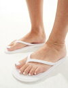 ASOS DESIGN エイソス 靴 シューズ サンダル ASOS DESIGN Filo flip-flops in off-white カラー:OFF-WHITE■ご注文の際は、必ずご確認ください。※こちらの商品は海外からのお取り寄せ商品となりますので、ご入金確認後、商品お届けまで3から5週間程度お時間を頂いております。※高額商品(3万円以上)は、代引きでの発送をお受けできません。※ご注文後にお客様へ「注文確認のメール」をお送りいたします。それ以降のキャンセル、サイズ交換、返品はできませんので、あらかじめご了承願います。また、ご注文をいただいてからの発注となる為、メーカー在庫切れ等により商品がご用意できない場合がございます。その際には早急にキャンセル、ご返金いたします。※海外輸入の為、遅延が発生する場合や出荷段階での付属品の箱つぶれ、細かい傷や汚れ等が発生する場合がございます。※商品ページのサイズ表は海外サイズを日本サイズに換算した一般的なサイズとなりメーカー・商品によってはサイズが異なる場合もございます。サイズ表は参考としてご活用ください。ASOS DESIGN エイソス 靴 シューズ サンダル ASOS DESIGN Filo flip-flops in off-white カラー:OFF-WHITE