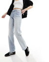 Monki Taiki high waist mom jeans in light blue fB[X