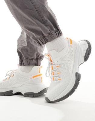 エイソス ASOS DESIGN chunky knitted trainers in white and orange メンズ