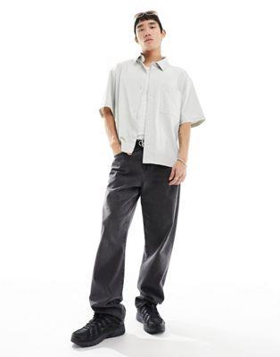 カルバン・クライン カルバンクライン Calvin Klein Jeans woven tab short sleeve shirt in grey メンズ