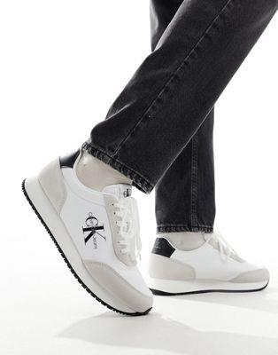 カルバンクライン Calvin Klein Jeans retro runner low lace up trainers in white メンズ