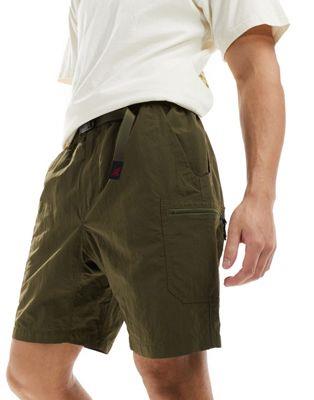 ߥ Gramicci nylon utility short in khaki 