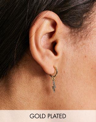 Pieces exclusive 18k plated hoop earrings with lightning bolt drop in gold レディース