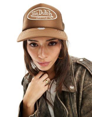 Von Dutch tampa trucker cap in brown レディース