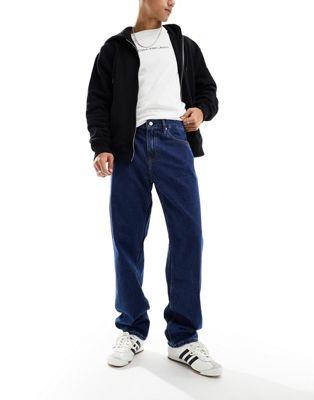 カルバン・クライン カルバンクライン Calvin Klein Jeans 90's straight jeans in dark wash メンズ