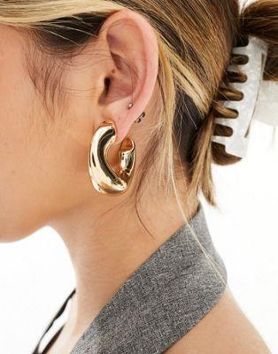 エイソス エイソス ASOS DESIGN hoop earrings in wide bevelled design in gold tone レディース