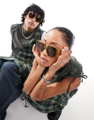 Reclaimed Vintage unisex 70s sunglasses in green ユニセックス