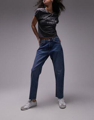 トップショップ Topshop cropped mid rise straight jeans with raw hems in mid blue レディース