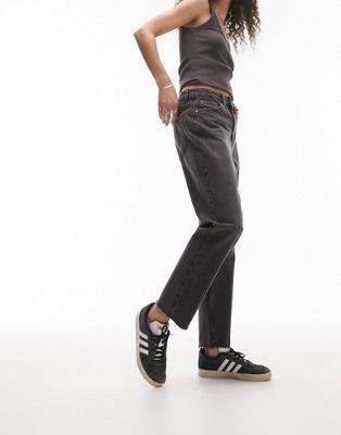 トップショップ Topshop cropped mid rise with raw hems straight jean in washed black レディース