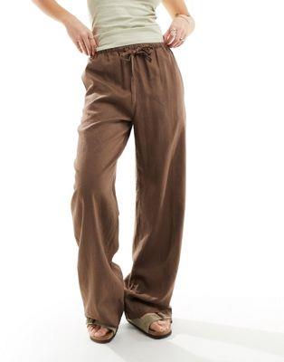 ǥ Weekday Mia linen mix trousers in brown ǥ