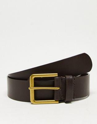 エイソス ASOS DESIGN smart leather belt with gold buckle in brown メンズ