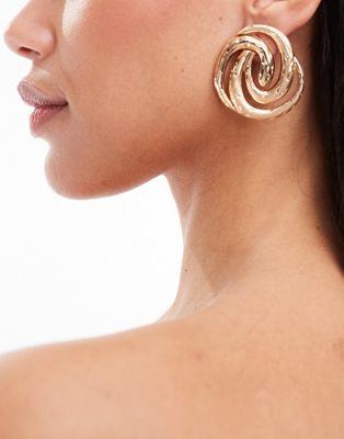 エイソス エイソス ASOS DESIGN oversized stud earrings with swirl brushed and a shiny detail in gold tone レディース