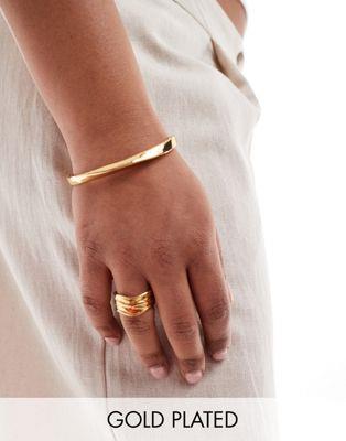 エイソス ASOS Curve エイソス ASOS DESIGN Curve 14k gold plated bangle bracelet with minimal twist design レディース